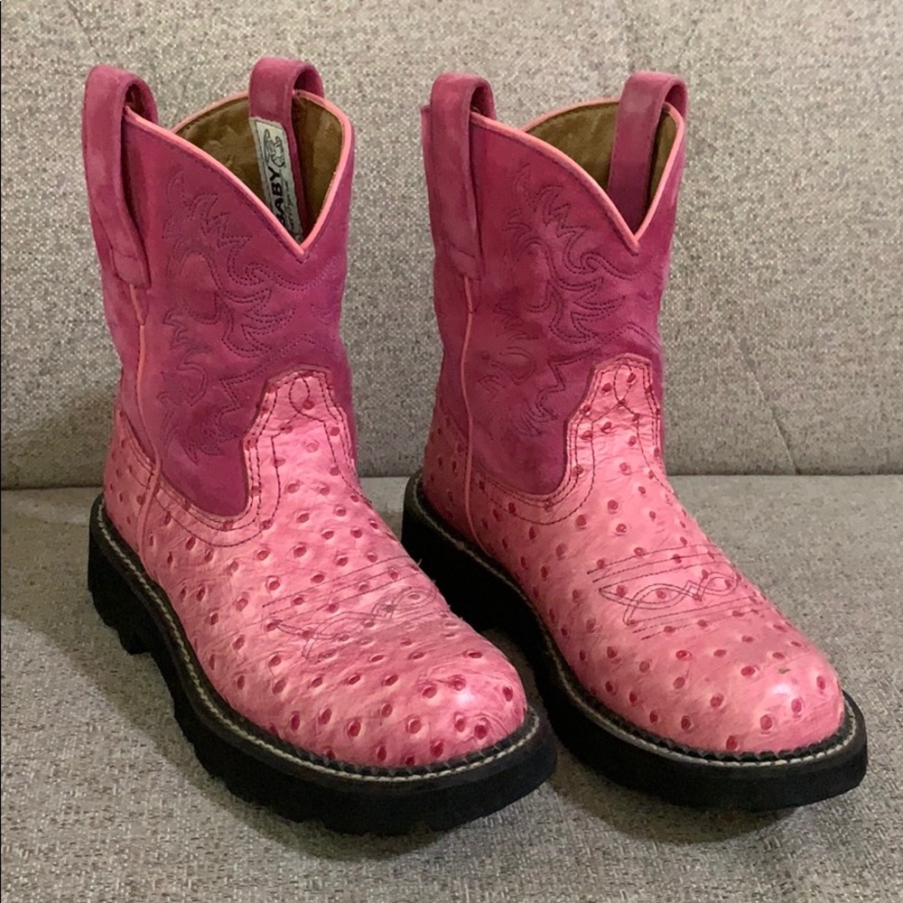 Ariat Fatbaby cowgirl boots in Pink